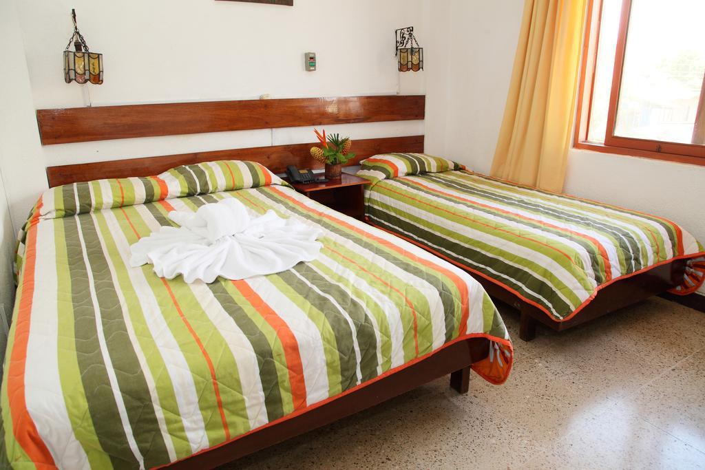 Hotel Puerto Ballesta Tonsupa Extérieur photo