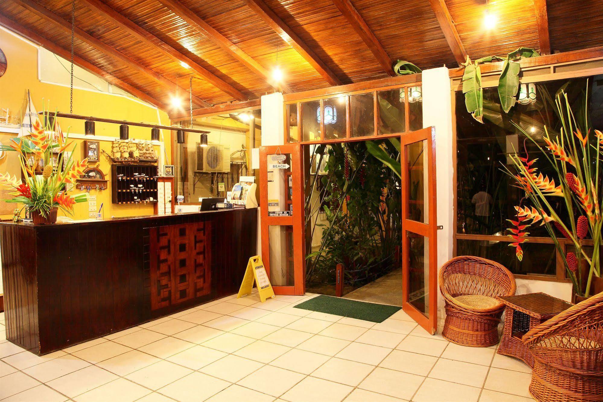 Hotel Puerto Ballesta Tonsupa Extérieur photo